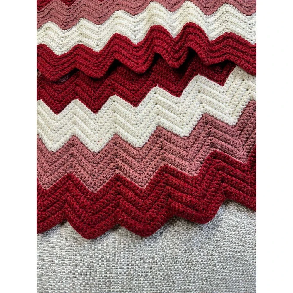 Vintage Crochet Ripple Afghan Blanket Burgundy Pink Cream Chevron‎ Throw 009